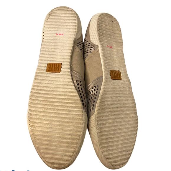 Frye Melanie Gore Perforated Mules Sz 7.5 Metallic Beige - Picture 7 of 7